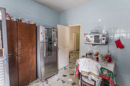 Casa à venda com 224m², 3 quartos e 2 vagas Casa à venda com 224m², 3 quartos e 2 vagasCozinha