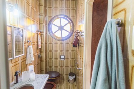 Casa à venda com 224m², 3 quartos e 2 vagas Casa à venda com 224m², 3 quartos e 2 vagasBanheiro da Suíte