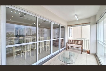 Varanda  de apartamento para alugar com 3 quartos, 100m² em Água Branca, São Paulo