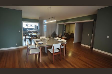 Apartamento para alugar com 137m², 2 quartos e 1 vaga