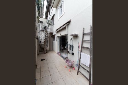 Casa à venda com 162m², 3 quartos e 5 vagasQuintal