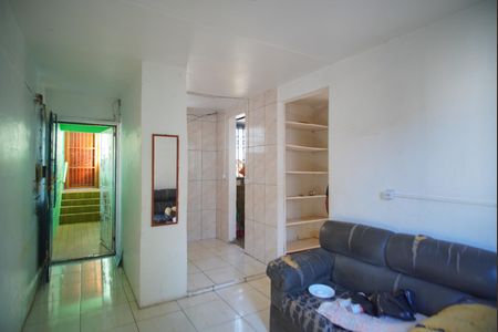 Sala de apartamento à venda com 3 quartos, 70m² em Rubem Berta, Porto Alegre