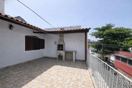 Casa para alugar com 120m², 3 quartos e 1 vagaÁrea externa