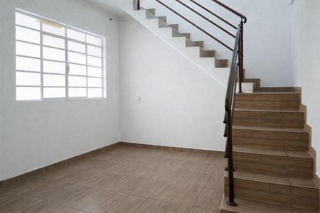 Sala de casa para alugar com 3 quartos, 120m² em Vila Dalva, São Paulo