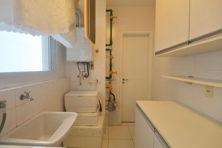 Apartamento para alugar com 220m², 4 quartos e 2 vagasÁrea de Serviço