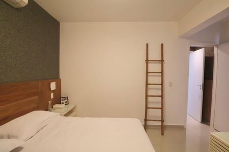 Apartamento para alugar com 220m², 4 quartos e 2 vagasSuíte