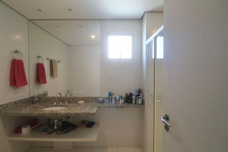 Apartamento para alugar com 220m², 4 quartos e 2 vagasBanheiro Suíte