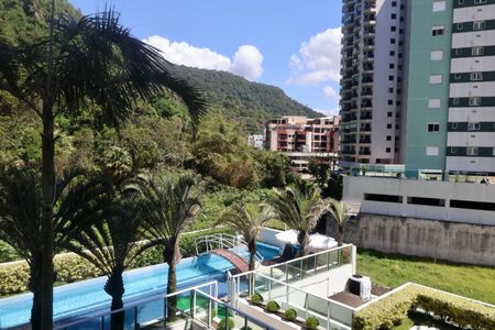 Apartamento para alugar com 220m², 4 quartos e 2 vagasVista