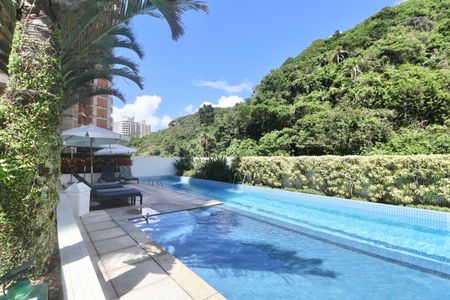 Apartamento para alugar com 220m², 4 quartos e 2 vagasÁrea comum - Piscina