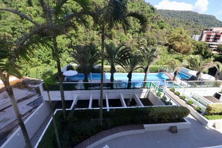 Apartamento para alugar com 220m², 4 quartos e 2 vagasVista