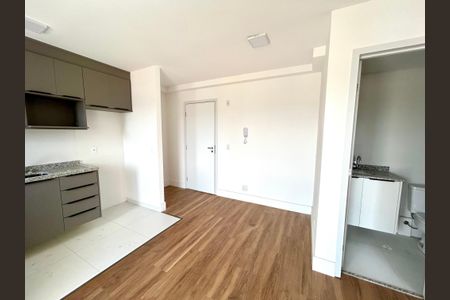 Sala de apartamento para alugar com 2 quartos, 45m² em Vila Galvão, Guarulhos