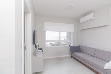 Sala  de apartamento para alugar com 1 quarto, 40m² em Partenon, Porto Alegre