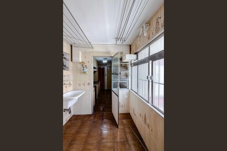 Apartamento à venda com 61m², 3 quartos e 1 vagaÁrea de Serviço