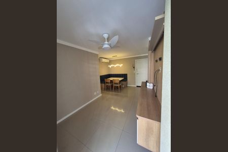 Sala de apartamento para alugar com 3 quartos, 90m² em Recreio dos Bandeirantes, Rio de Janeiro