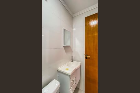 Apartamento para alugar com 44m², 2 quartos e sem vaga Apartamento para alugar com 44m², 2 quartos e sem vagaBanheiro