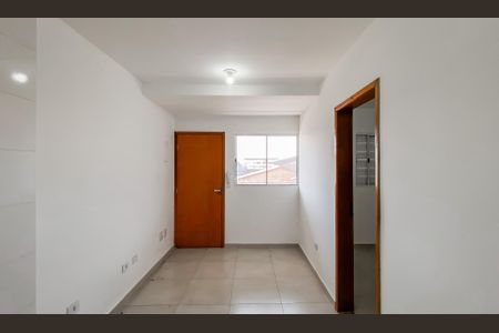 Sala/Cozinha de apartamento para alugar com 2 quartos, 44m² em Vila Nhocuné, São Paulo