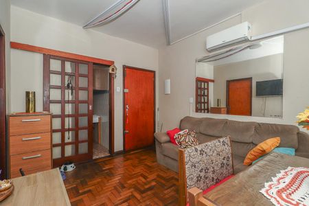Sala de apartamento à venda com 2 quartos, 53m² em Passo D’areia, Porto Alegre