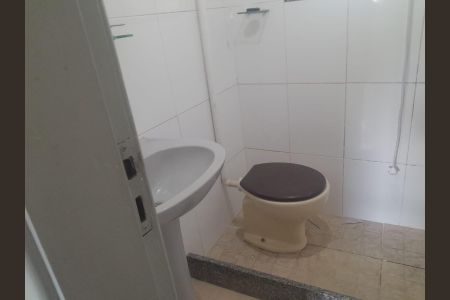 Banheiro de apartamento para alugar com 1 quarto, 15m² em Tijuca, Rio de Janeiro