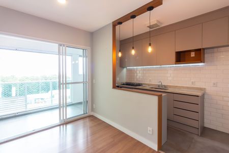 Sala  de apartamento para alugar com 2 quartos, 58m² em Vila Yara, Osasco