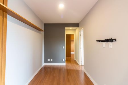 Sala  de apartamento para alugar com 2 quartos, 58m² em Vila Yara, Osasco