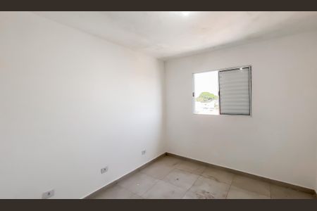 Quarto 2 de apartamento para alugar com 2 quartos, 55m² em Vila Nhocuné, São Paulo