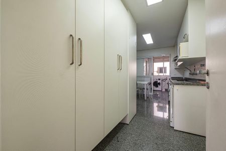 Apartamento para alugar com 167m², 2 quartos e 4 vagasCozinha