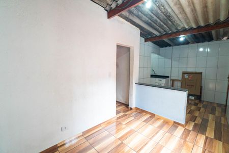 Casa à venda com 120m², 4 quartos e 2 vagasCasa 2 - Sala/Cozinha