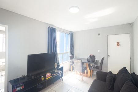 Sala de apartamento para alugar com 2 quartos, 42m² em Santíssimo, Rio de Janeiro