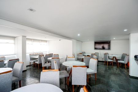 Apartamento à venda com 48m², 2 quartos e 1 vaga Apartamento à venda com 48m², 2 quartos e 1 vagaSalão de festas