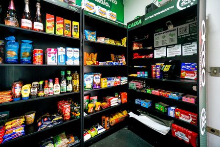 Apartamento à venda com 48m², 2 quartos e 1 vaga Apartamento à venda com 48m², 2 quartos e 1 vagaMercado