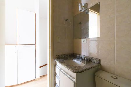 Casa de condomínio à venda com 100m², 3 quartos e 1 vagaBanheiro