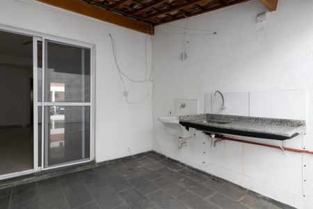 Casa de condomínio à venda com 100m², 3 quartos e 1 vagaÁrea de Serviço