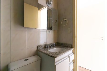 Casa de condomínio à venda com 100m², 3 quartos e 1 vagaBanheiro da Suíte