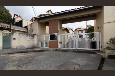 Casa de condomínio à venda com 100m², 3 quartos e 1 vagaFachada