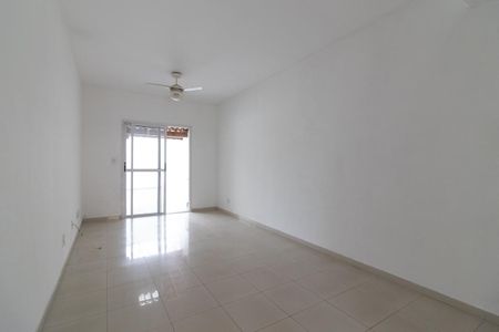 Sala de casa de condomínio à venda com 3 quartos, 100m² em Vila Pierina, São Paulo