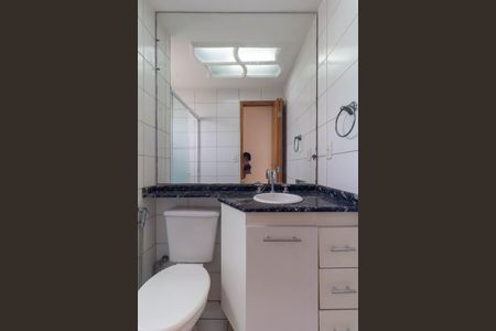 Apartamento para alugar com 48m², 2 quartos e 1 vaga Apartamento para alugar com 48m², 2 quartos e 1 vagaBanheiro