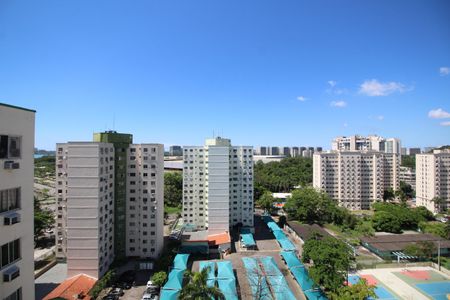 Quarto 1 - Vista de apartamento para alugar com 2 quartos, 55m² em Jacarepaguá, Rio de Janeiro