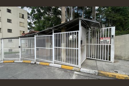 Apartamento para alugar com 40m², 2 quartos e 1 vaga Apartamento para alugar com 40m², 2 quartos e 1 vagaFachada