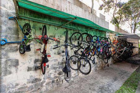 Área Comum - Bicicletário  de apartamento para alugar com 2 quartos, 40m² em Colônia (zona Leste), São Paulo