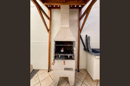 Casa para alugar com 230m², 5 quartos e 2 vagas Casa para alugar com 230m², 5 quartos e 2 vagasChurrasqueira