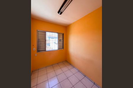 Casa para alugar com 230m², 5 quartos e 2 vagas Casa para alugar com 230m², 5 quartos e 2 vagasQuarto 2