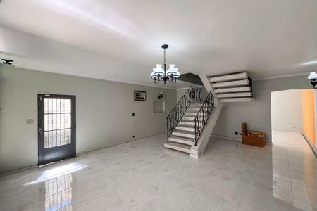 Sala de casa para alugar com 5 quartos, 230m² em Vila Marte, São Paulo