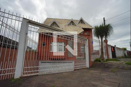 Casa à venda com 280m², 4 quartos e 3 vagasFachada