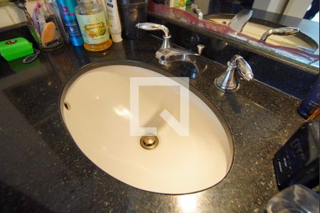 Casa à venda com 280m², 4 quartos e 3 vagasBanheiro da Suíte 1 - Segundo Andar