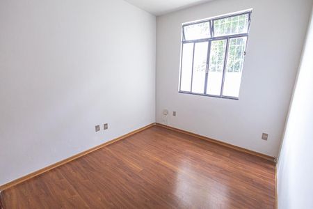 Apartamento à venda com 93m², 4 quartos e 2 vagasquarto 3