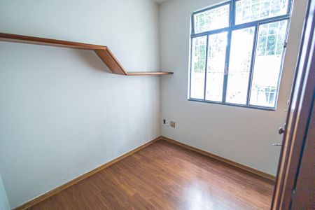 Apartamento à venda com 93m², 4 quartos e 2 vagasquarto 2