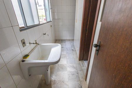 Apartamento à venda com 93m², 4 quartos e 2 vagasarea de serviço