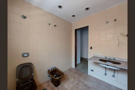 Casa à venda com 1186m², 4 quartos e 6 vagas Casa à venda com 1186m², 4 quartos e 6 vagasBanheiro Suíte 4