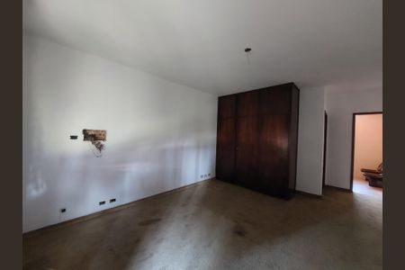 Casa à venda com 1186m², 4 quartos e 6 vagas Casa à venda com 1186m², 4 quartos e 6 vagasSuíte 4