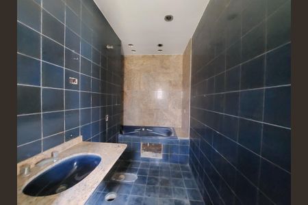 Casa à venda com 1186m², 4 quartos e 6 vagas Casa à venda com 1186m², 4 quartos e 6 vagasBanheiro Suíte 1